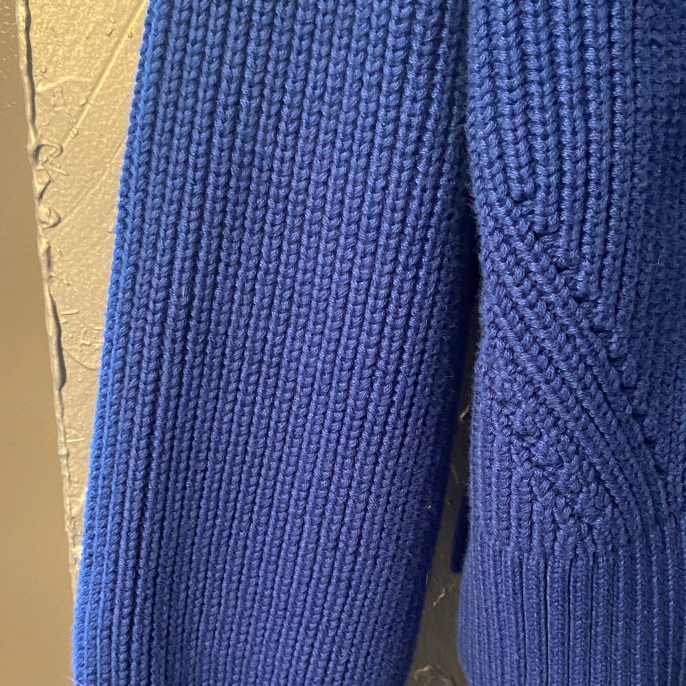 Duluth Trading Co Women's Blue Sweater - Picture 3 of 7